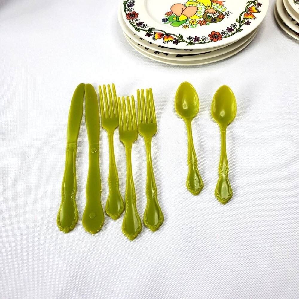 VTG Chilton 1970s Holly Hobbie Kitchen Tea Set Bonnet Girl 23 Piece Cottagecore - Picture 4 of 10